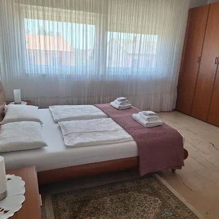 Apartment Kamelija