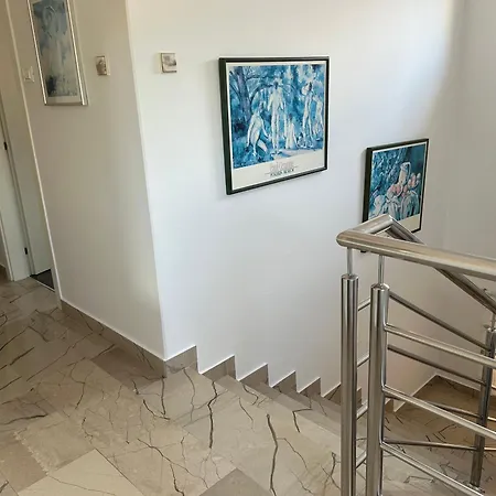 Kamelija Apartment *
