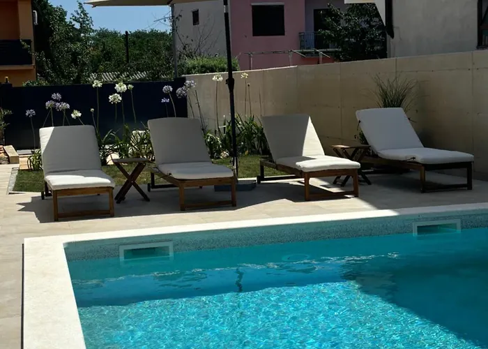 Kamelija Apartman *